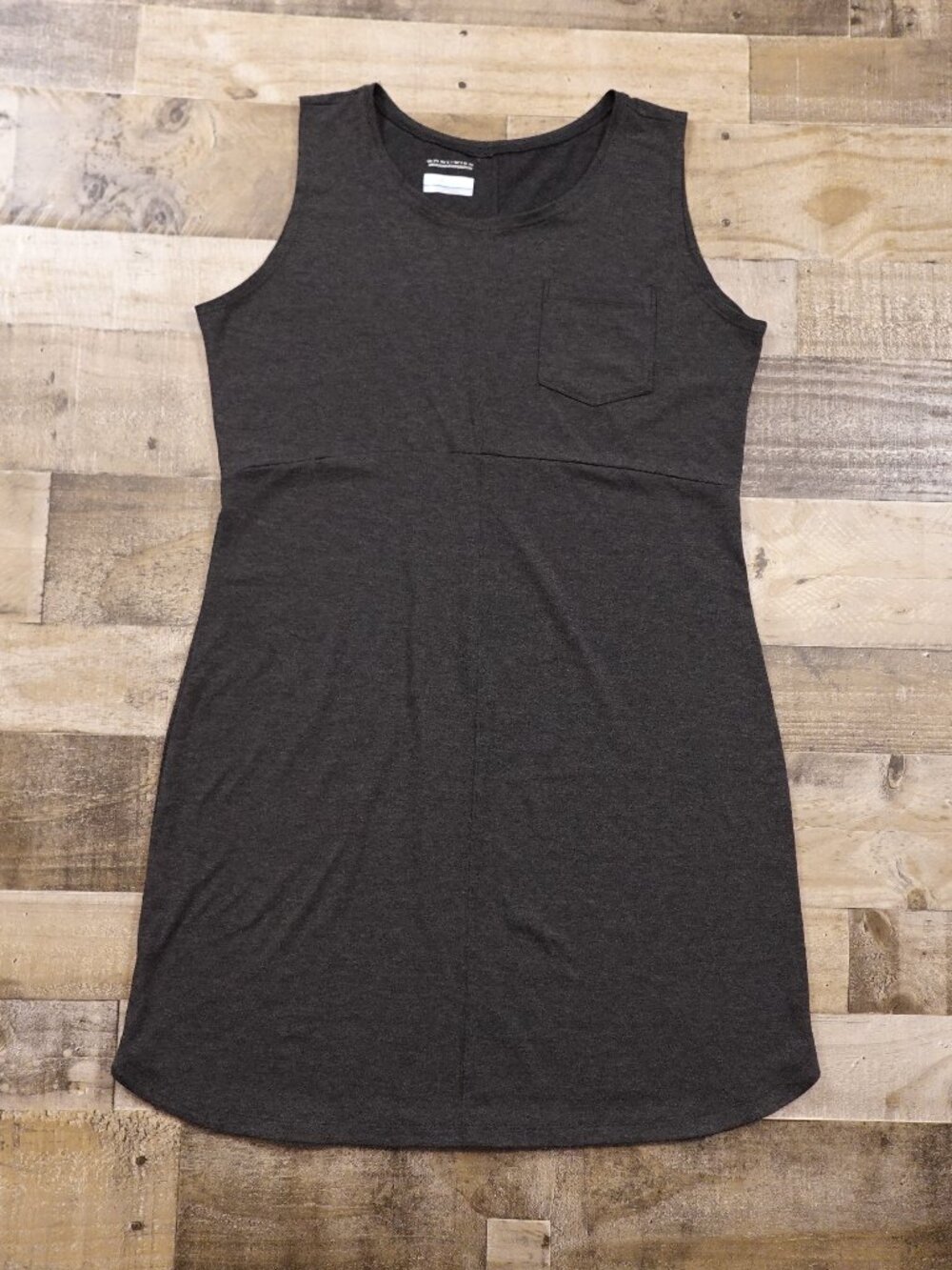 Columbia Gales Creek Dress Women’s‎ XL Gray Omni-Wick Casual Outdoor